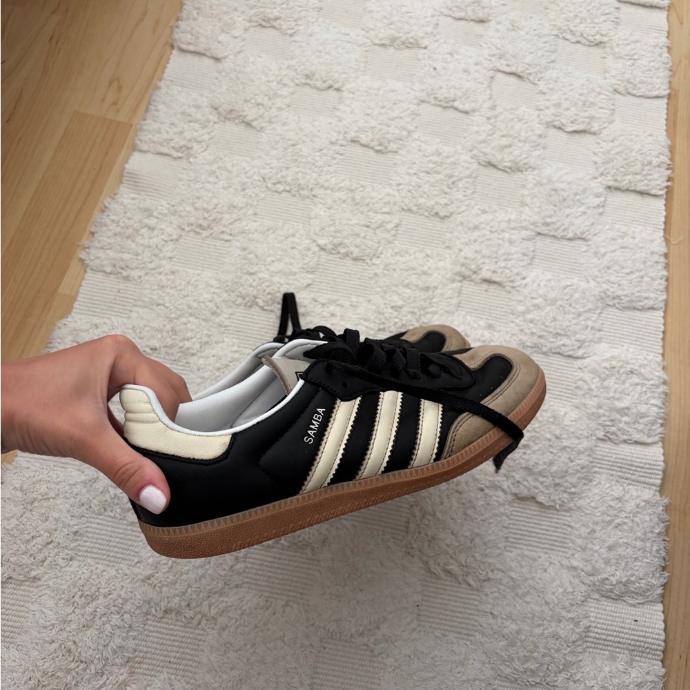 Adidas sambas